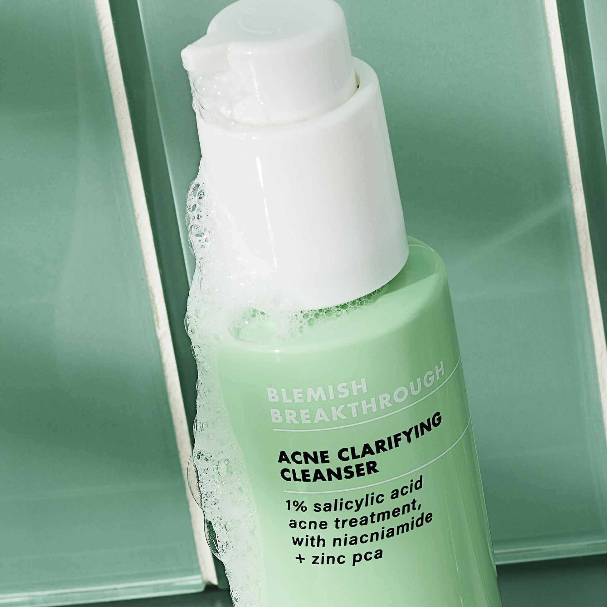 blemish-breakthrough-acne-calming-water-cream-mini-k8 02_021622_SL_BT_Cleanser_Back_Lighter_0129_FStack_FINAL_IGF_V2.jpg