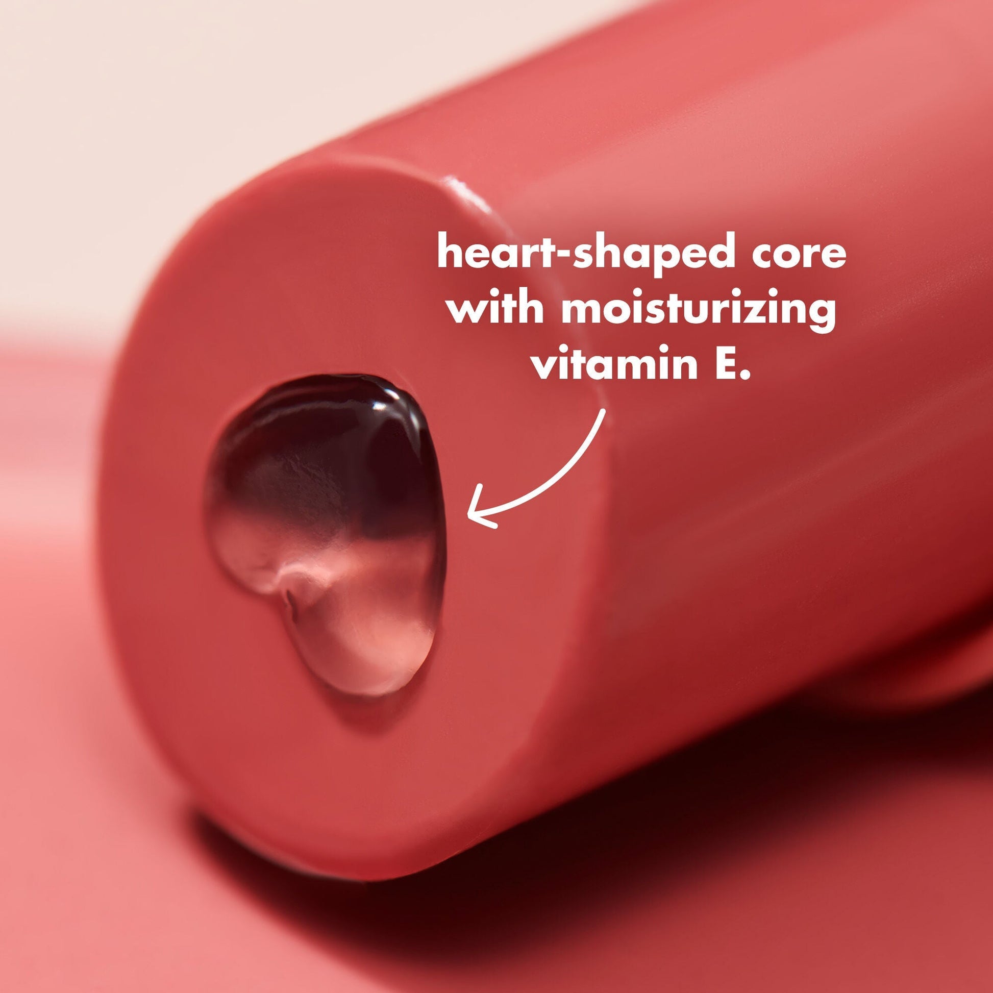 hydrating-core-lip-shine-s6 0326_EDU_HydratingCoreLipShine_PRODUCTINFO_b4236e19-37d0-403e-bb87-078193a88006.jpg