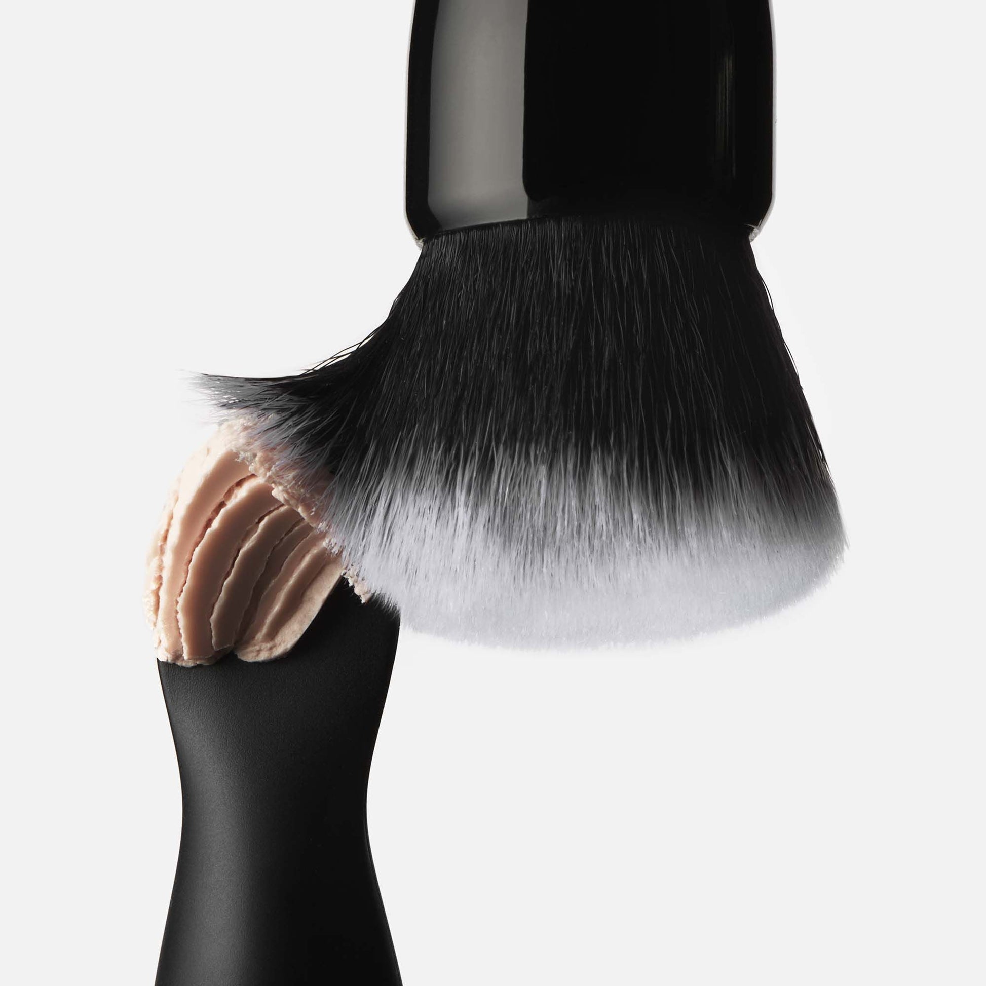 putty-primer-brush-and-applicator-w2 040523_SL_PuttyApplicator_0025_FINAL_RGB_IGF.jpg