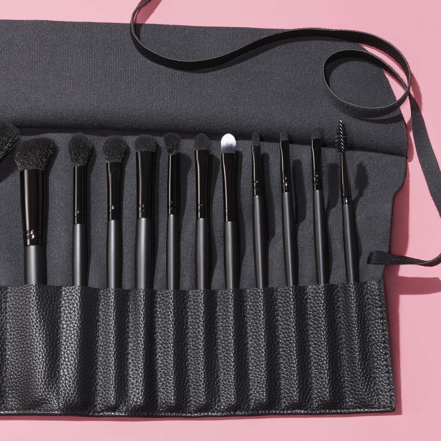 17-piece-ultimate-makeup-brush-set-and-travel-roll-y1 042423_UltBrushSet_V2_Main-2_IGF_carousel2.jpg