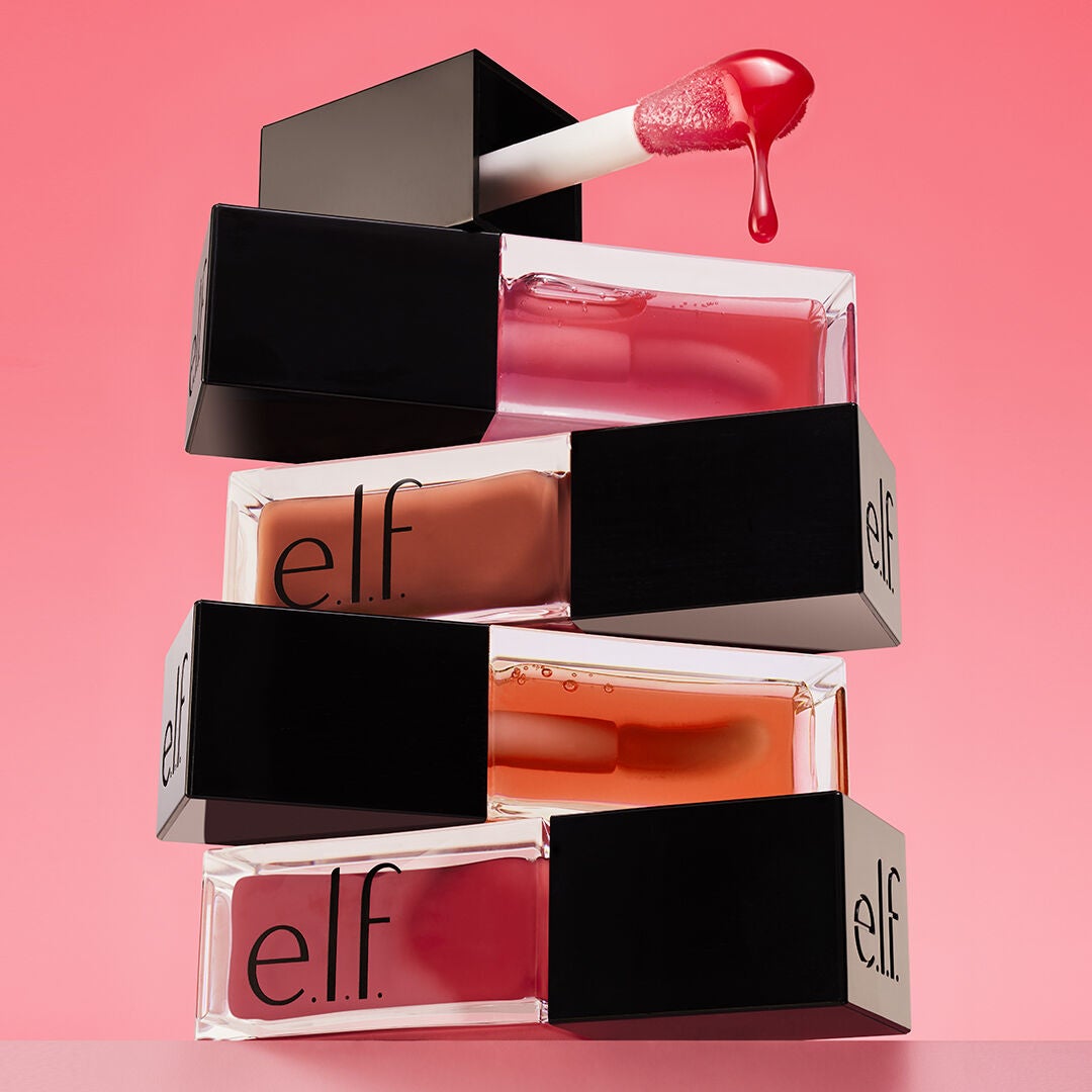 glow-reviver-lip-oil-f4 053023_SL_GlowRev_Fam_FOCUSSTACK-2RGB_IGF_a02f77a9-bf07-4a60-8c73-7b207cf9f12d.jpg