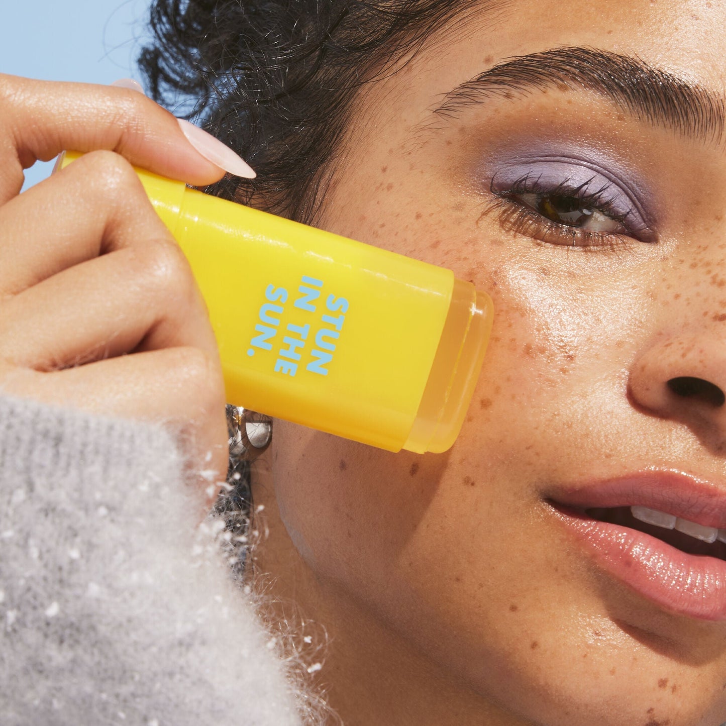 suntouchable-invisi-stick-spf-50-j2 091924_Aiyana_Sunwich2_2468_FINAL_RGB_IGF2.jpg