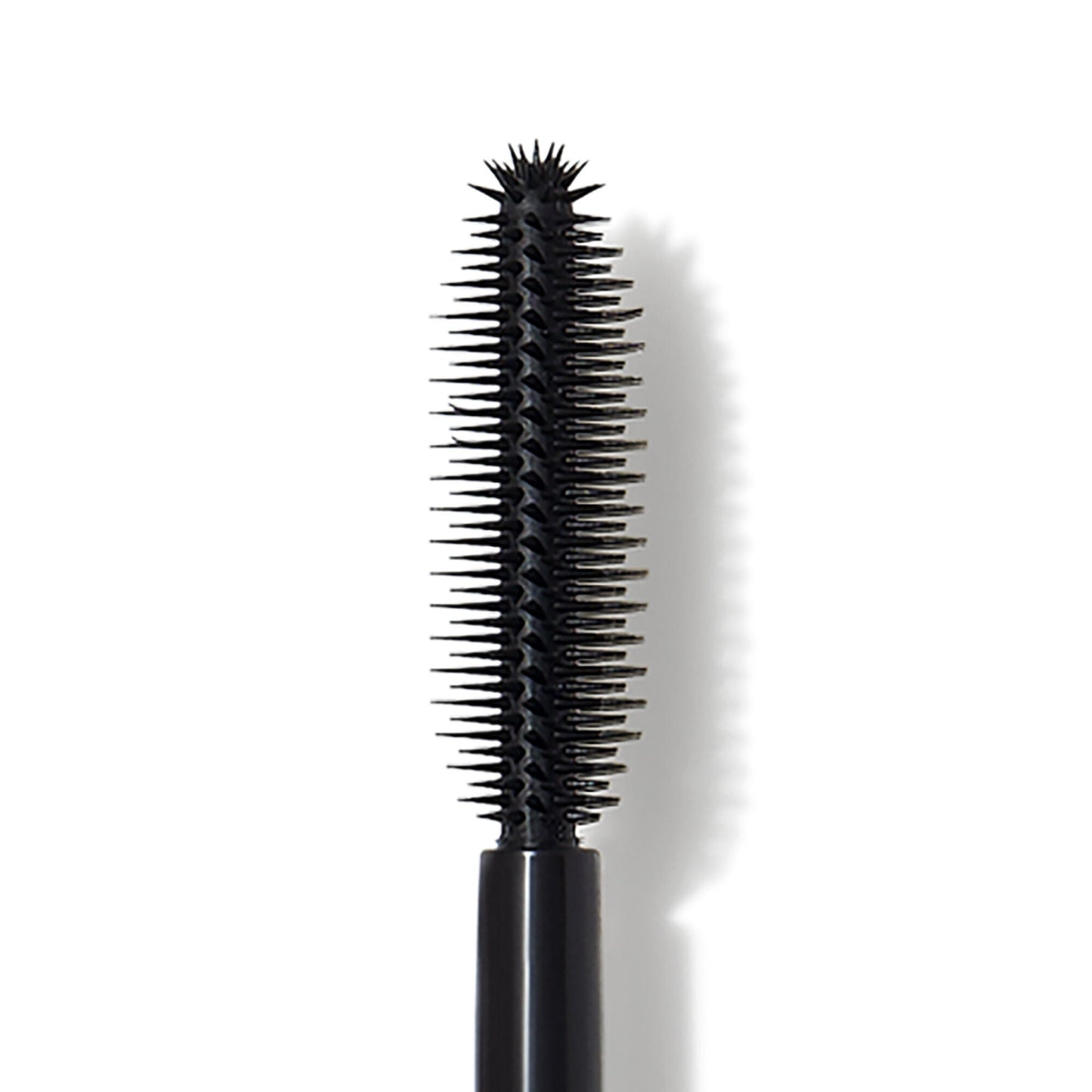 lash-it-loud-mascara-d4 81580_EYMSC_OpenA_R_Macro_R_6384b980-f497-4af6-8817-ff85df668ced.jpg