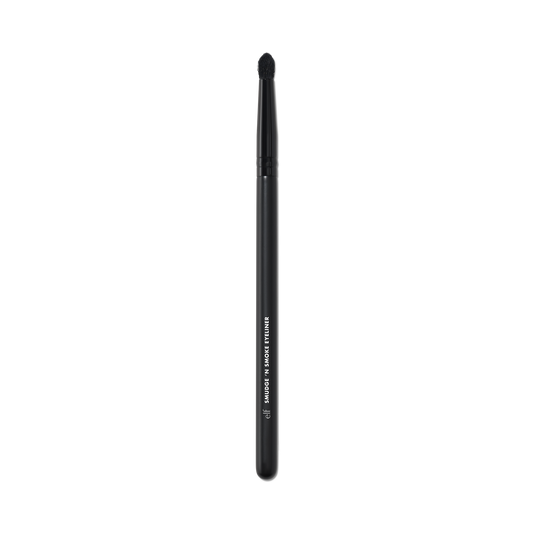 smudge-n-smoke-eyeliner-brush-m1 81916_OpenA_V2_R.png