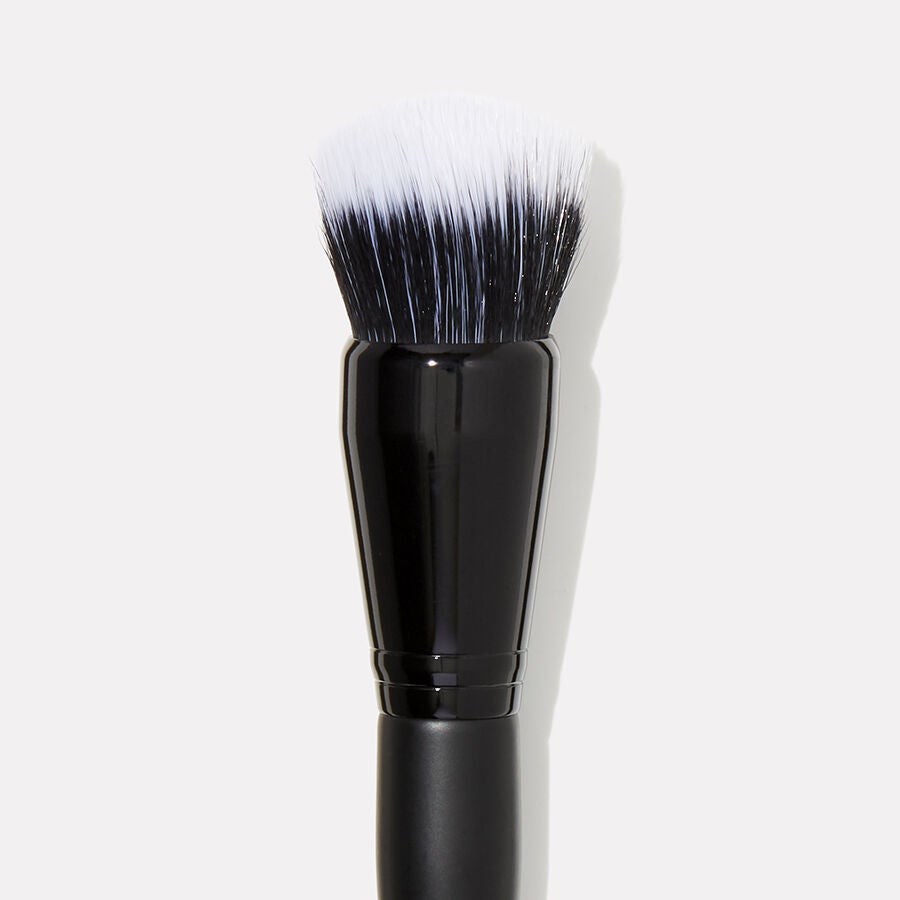 domed-stipple-brush-q1 84050_SelfieReadyStippleBrush_2.jpg