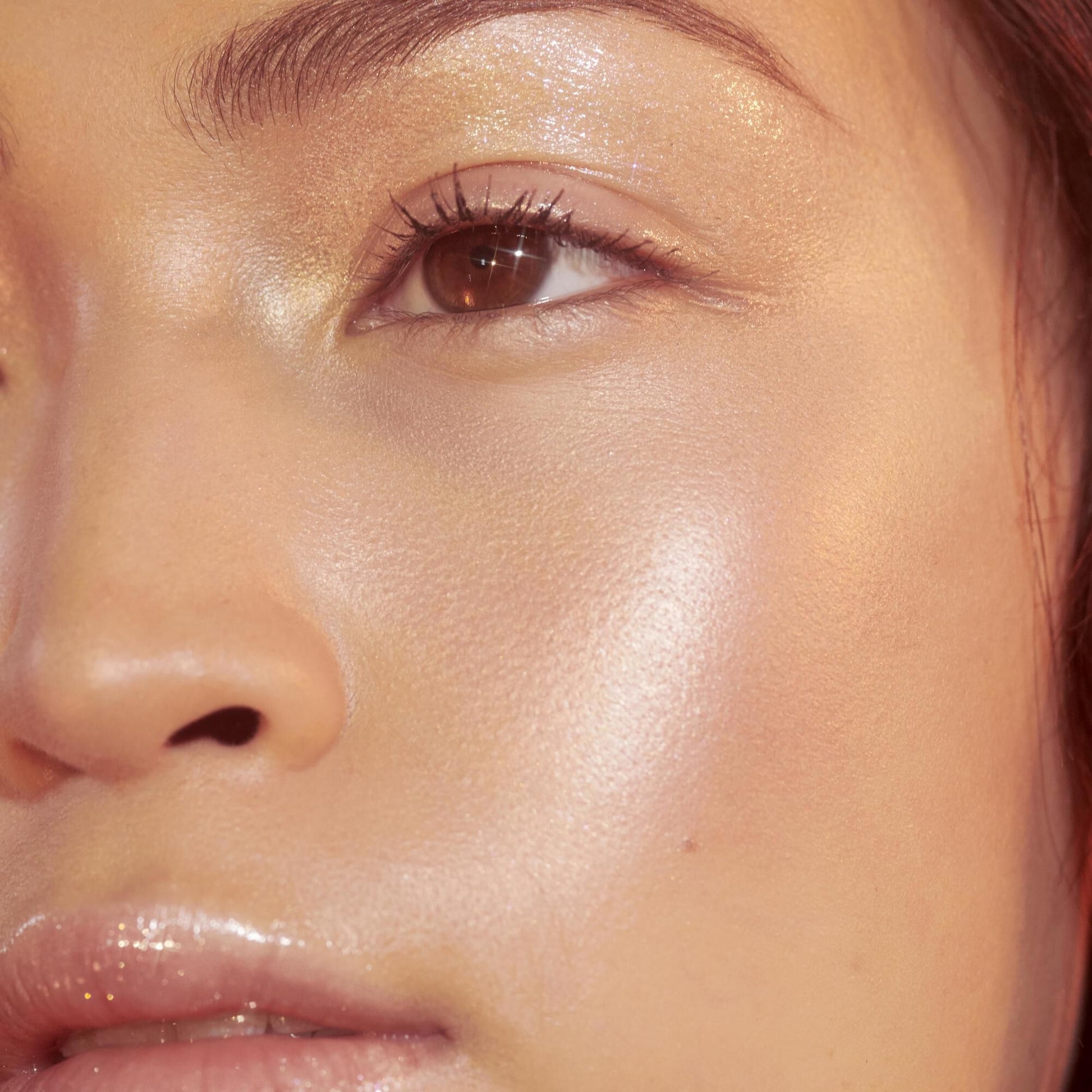 highlighter-brush-g2 crystal_OM_Jacqueline_782_square.jpg